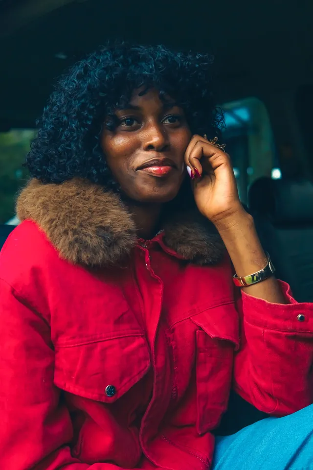 Sylvia Amuri - portrait officiel 02